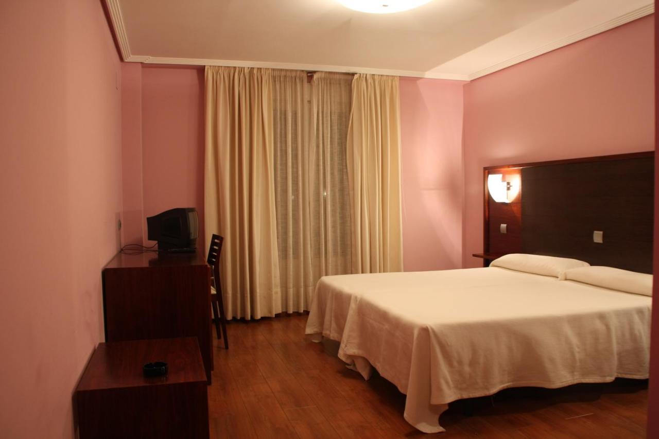 Hotel Tremazal กัวร์โด ภายนอก รูปภาพ